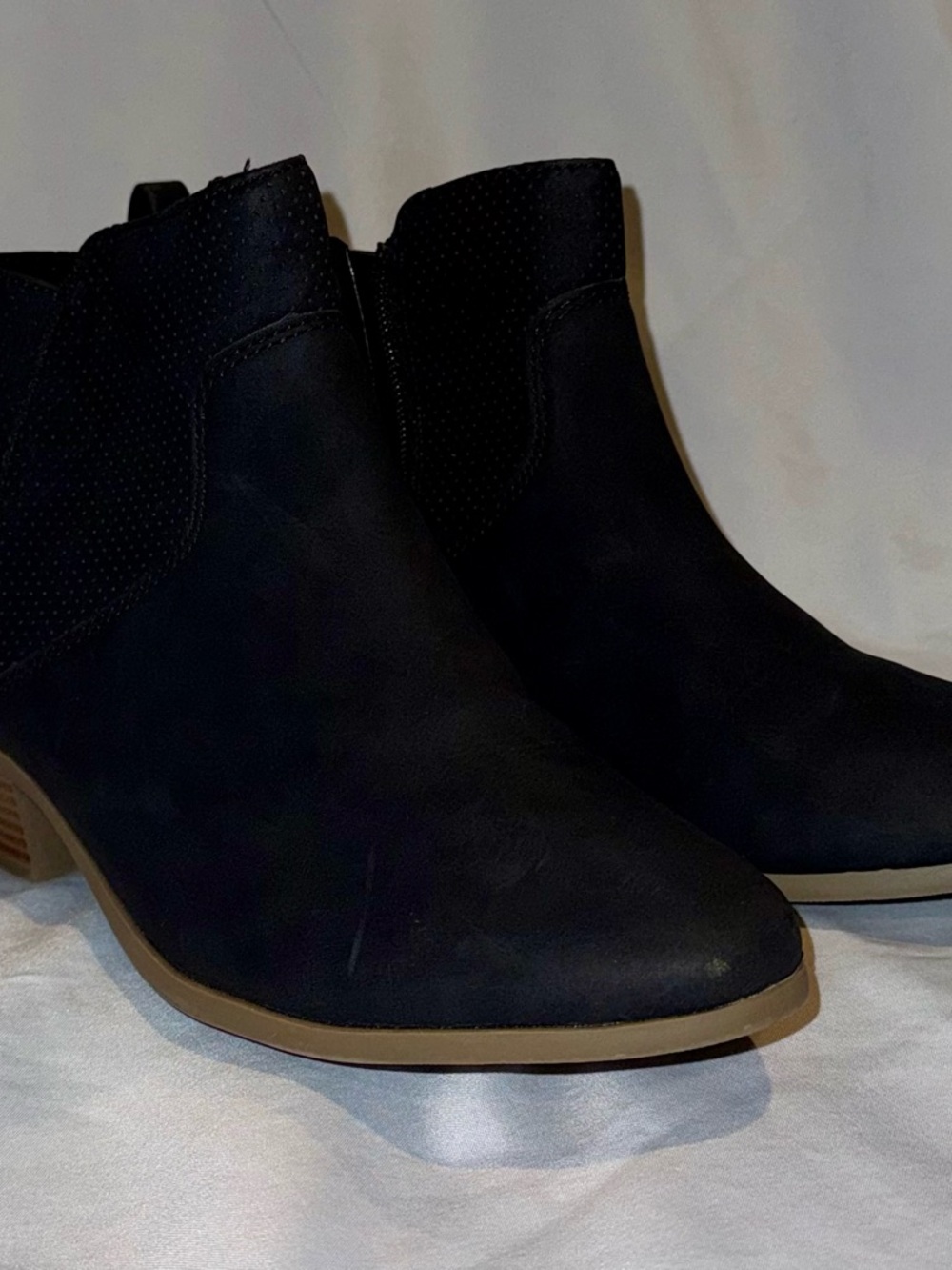 Arizona Jean Company Black Ankle Booties with Low Stacked Heel